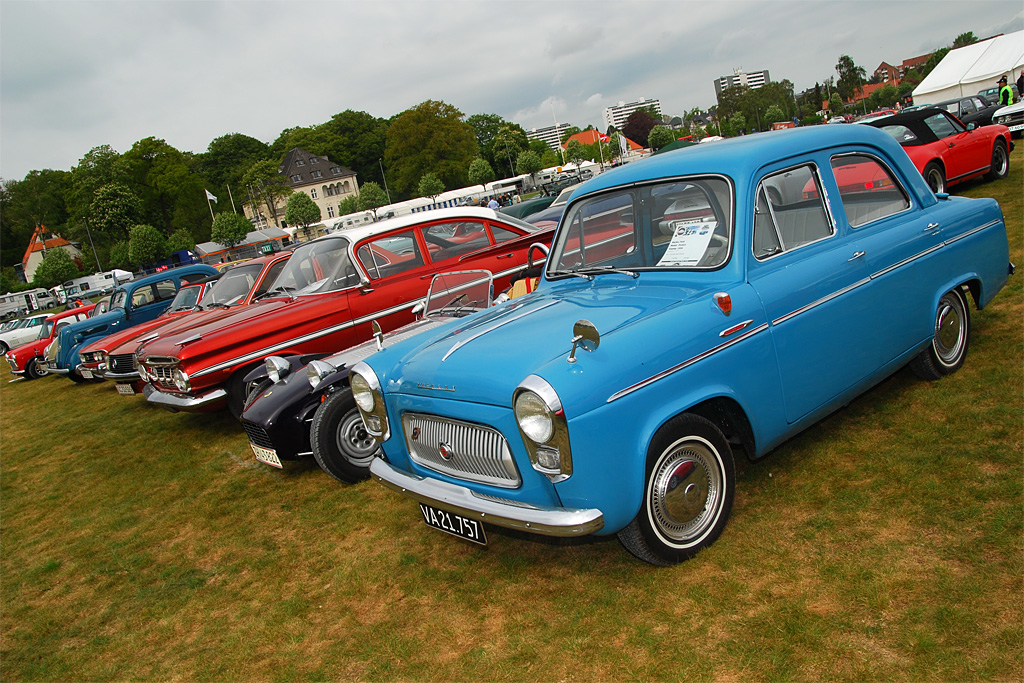 Mangfoldigheden er mantraet ved Classic Car Park, hvor sidste års rekord med 350 klassikere – vel at mærke kørende – skal slås
(Foto: Morten Alstrup)